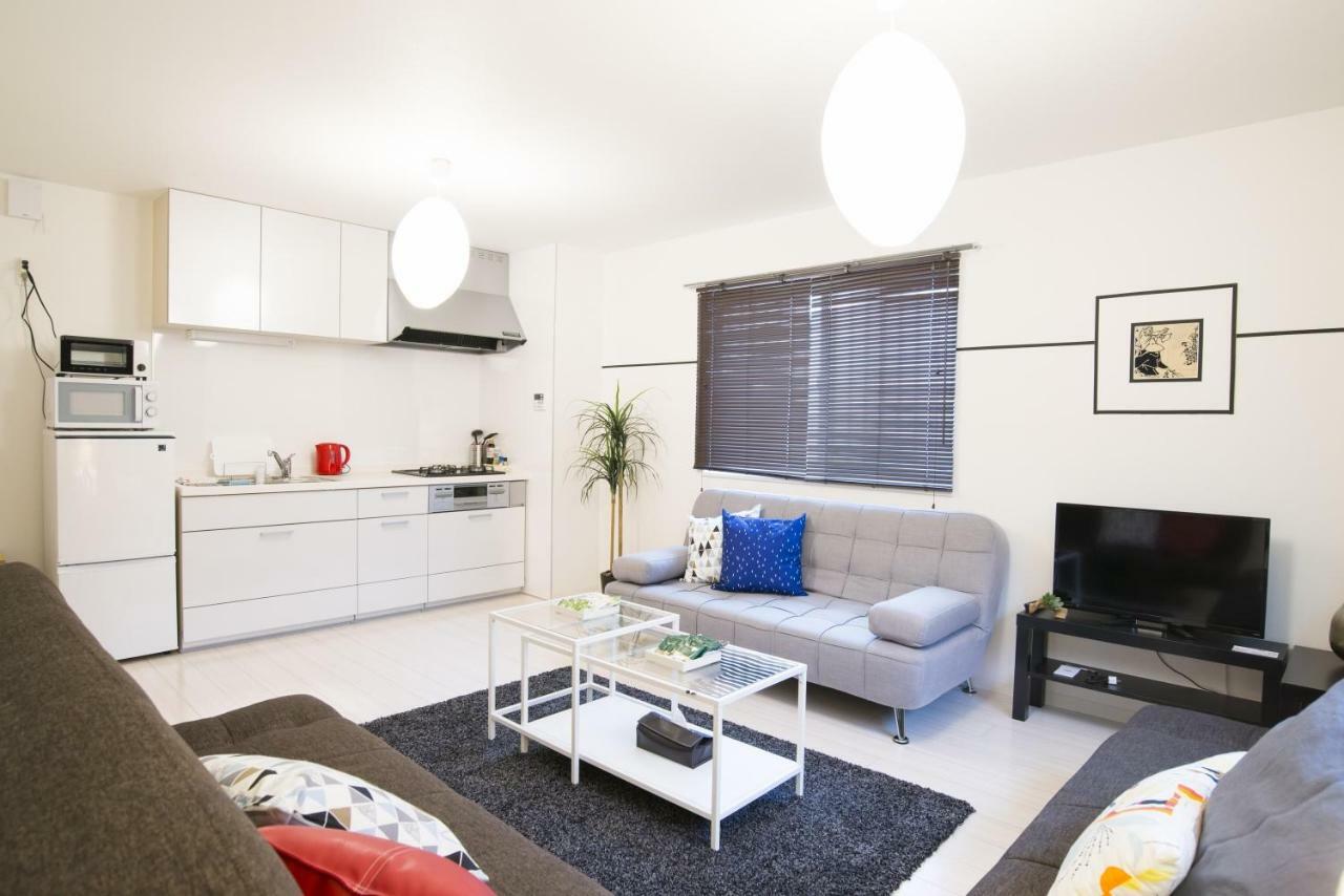 Fujirin Plaza Apartment Osaka Exterior photo